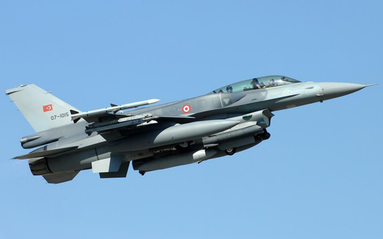 Υπερπτήσεις τουρκικών F-16 πάνω από Οινούσσες και νήσο Παναγιά