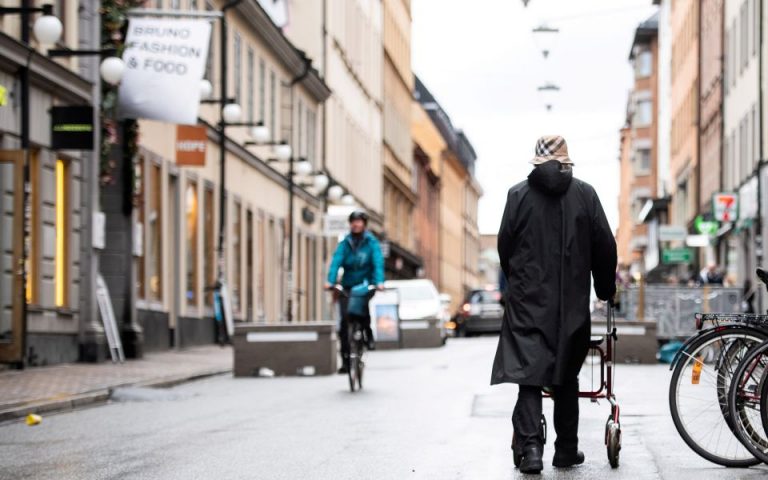 Στροφή 180 μοιρών από τη Σουηδία – Αυστηροποίηση των μέτρων