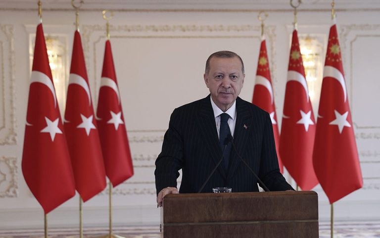 Ερντογάν: Επίθεση εναντίον της τουρκικής κυριαρχίας οι αμερικανικές κυρώσεις