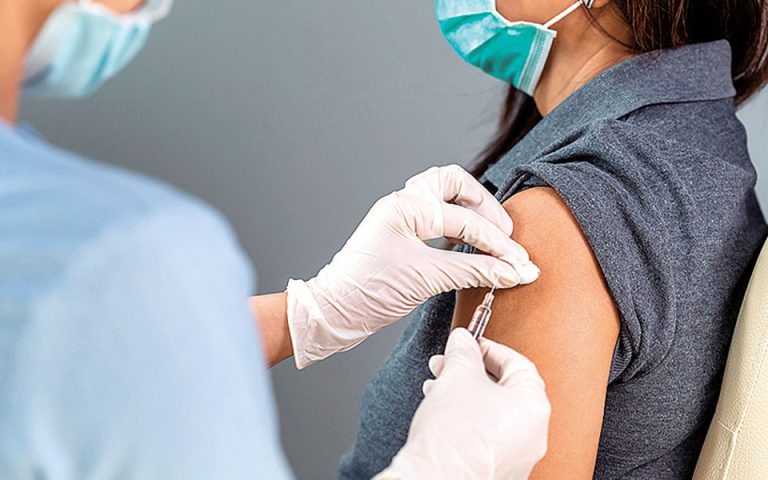 Ξεκινούν οι εμβολιασμοί στα κράτη-μέλη Ε.Ε. στις 27-29 Δεκεμβρίου