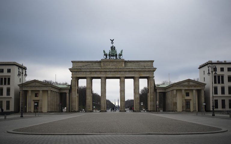 Γερμανία: Σε ισχύ τα αυστηρότερα μέτρα για τον κορωνοϊό