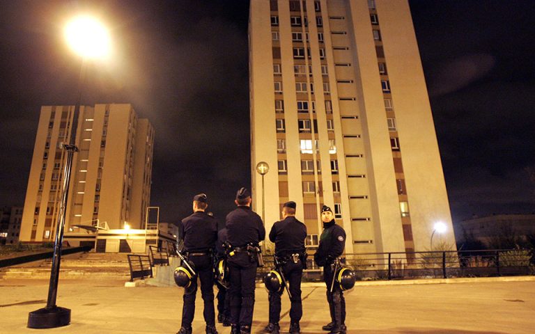 Γαλλία: Νεκροί από πυρά τρεις αστυνομικοί