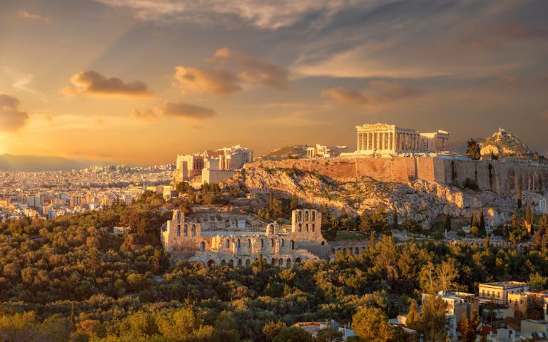 Ο Έλληνας που χτύπησε το καμπανάκι του Nasdaq από την Αθήνα