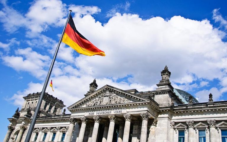 Βερολίνο: Χαμηλοί τόνοι ενόψει Συνόδου Κορυφής