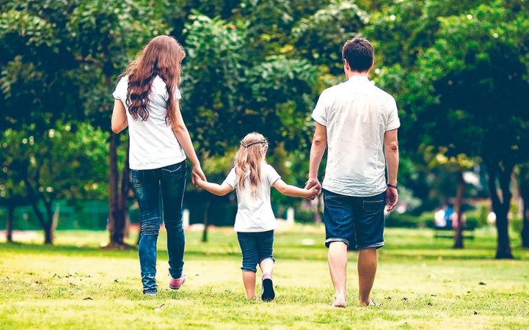 Οικογενειακό δίκαιο: Ευνοείται η φιγούρα του «πατέρα-αφέντη»
