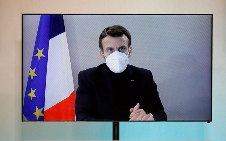 Γαλλία: «Σταθερή» παραμένει η κατάσταση υγείας του Μακρόν