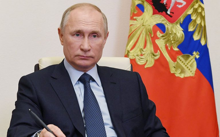 Ο Πούτιν συνεχάρη τον Μπάιντεν: «Είμαι έτοιμος για επαφές»