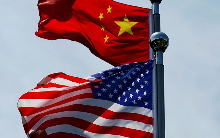 ΗΠΑ: Απειλή για κυρώσεις σε Κίνα επειδή «παραβιάζει εμπάργκο» κατά της Β. Κορέας