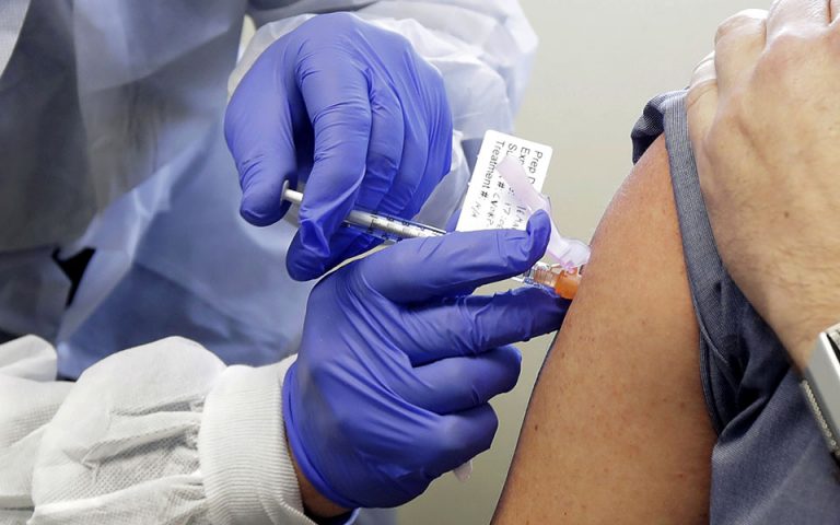 Γ. Γεραπετρίτης: Πρόβλεψη για εμβολιασμό 1 εκατ. Ελλήνων τον μήνα
