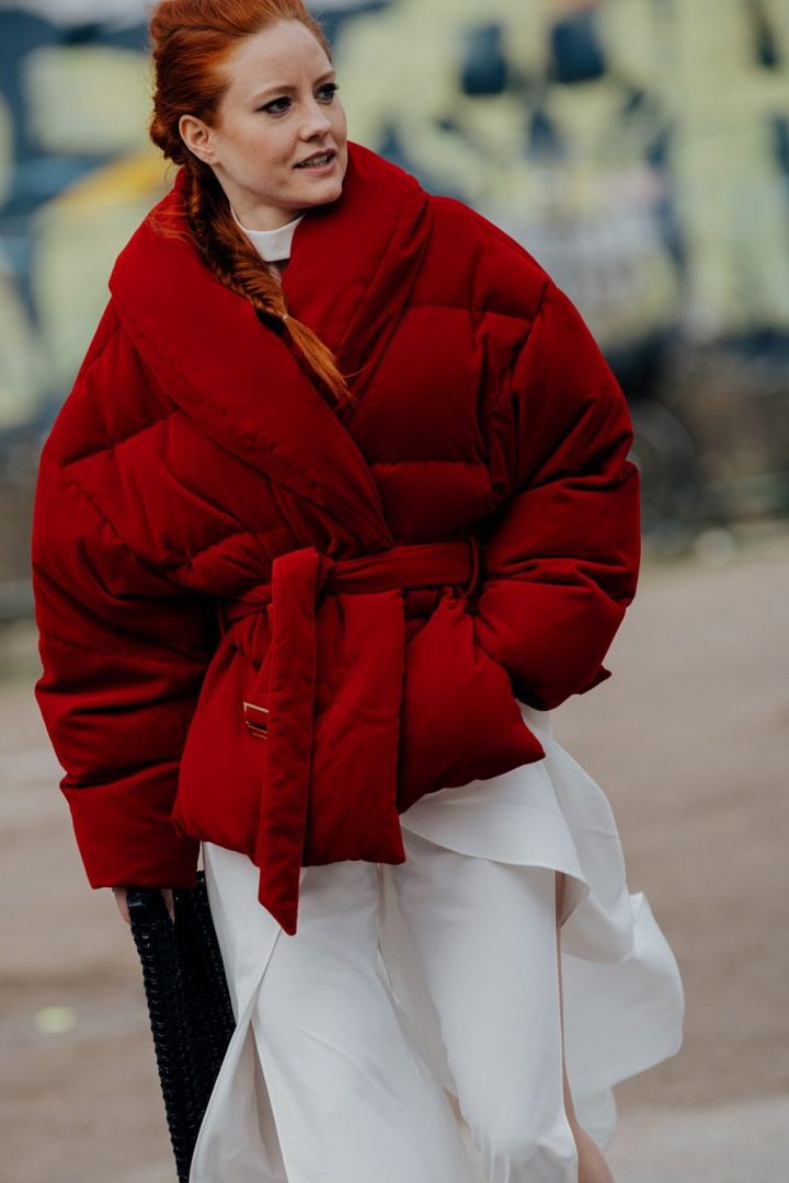 Λευκό παντελόνι τον χειμώνα; Πώς να το φορέσετε σύμφωνα με τη Vogue-6