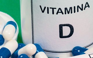 Παλαιότερες μελέτες έδειξαν ότι η βιταμίνη D διαδραματίζει σημαντικό ρόλο στην ορθή λειτουργία του ανοσοποιητικού συστήματος (φωτ. SHUTTERSTOCK).