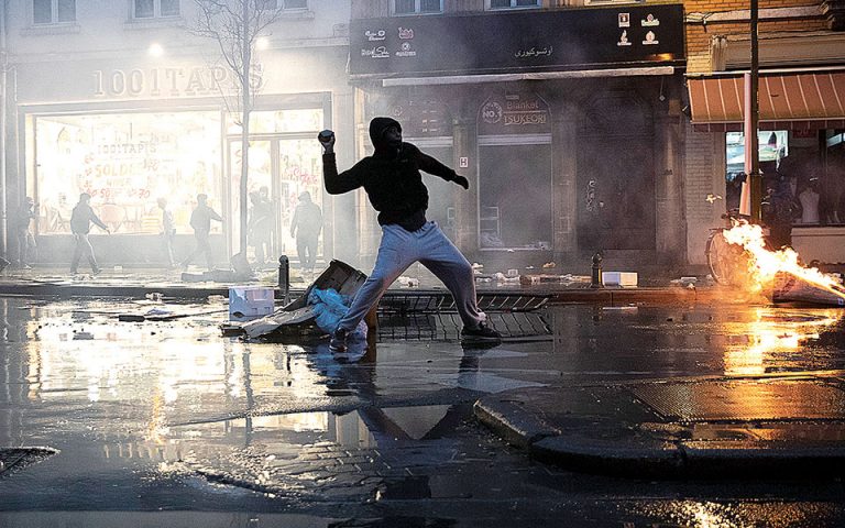 Ταραχές μετά τον θάνατο νεαρού στις Βρυξέλλες