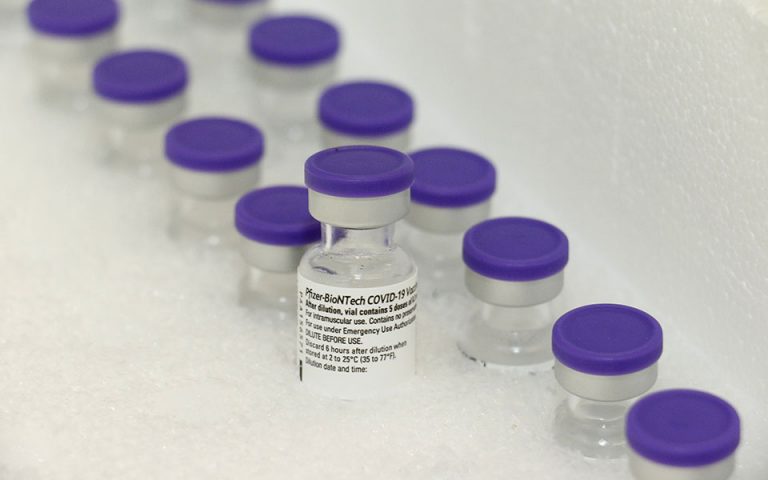 Συμφωνία Novartis με Pfizer – BioNTech για συμπαραγωγή του εμβολίου
