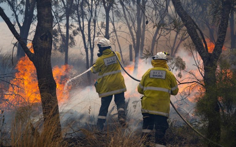 Αυστραλία: Μεγάλες καταστροφές από τις πυρκαγιές που μαίνονται στο Περθ