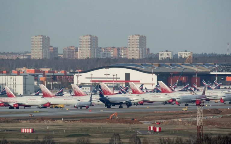 Ρωσία: Επείγουσα προσγείωση Boeing 777 λόγω προβλήματος στον κινητήρα