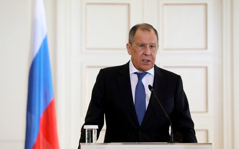 Διευκρινίσεις Μόσχας για τις δηλώσεις Λαβρόφ περί «ρήξης με την Ε.Ε.»