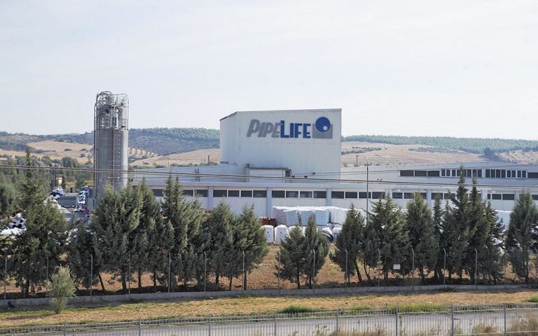Κλείνει το εργοστάσιο της Pipelife στη Θήβα