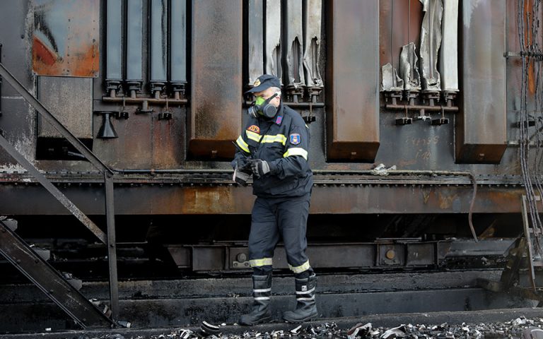 Πυρκαγιά στον υποσταθμό ΔΕΗ: «Καμία ανησυχία για ατμοσφαιρική επιβάρυνση»