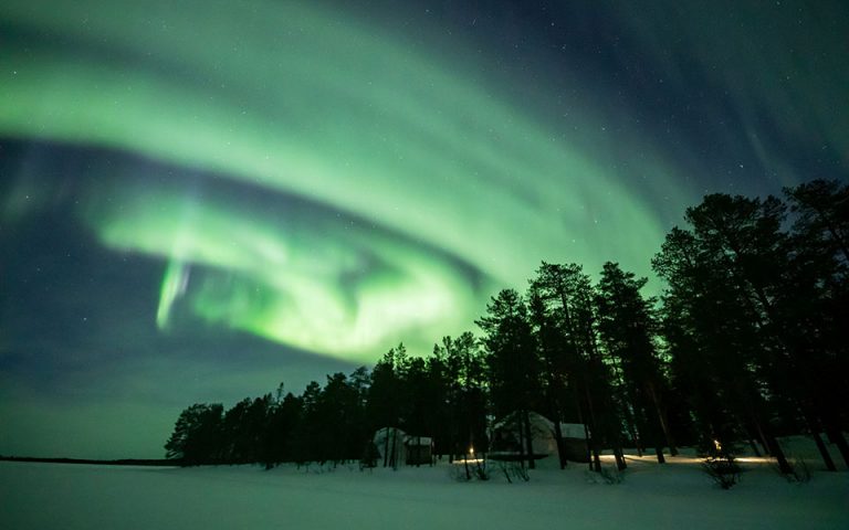 Όταν τα χρώματα «χορεύουν» στον φινλανδικό ουρανό (εικόνες)