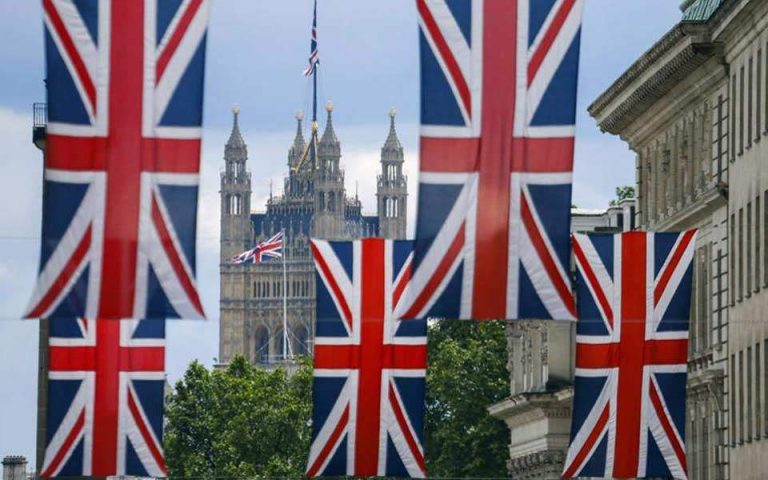 Οι τρεις πυλώνες του βρετανικού προϋπολογισμού