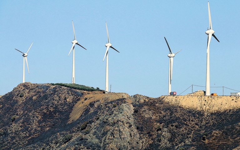 «Κόφτης» για τους… επενδυτές στις ανανεώσιμες πηγές ενέργειας