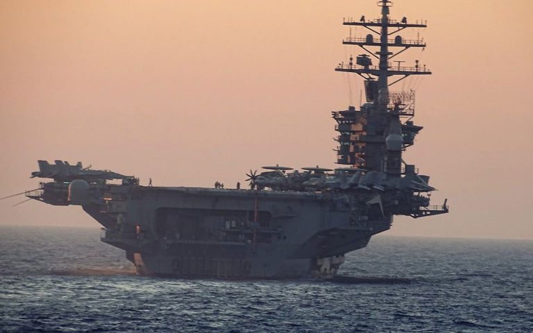 Χανιά: Στη ναυτική βάση του Μαραθίου το αμερικανικό αεροπλανοφόρο «Αϊζενχάουερ»