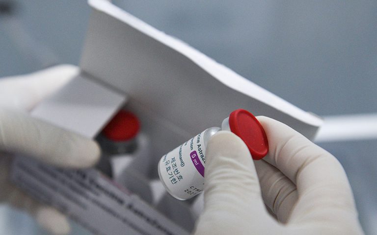 Κανονικά το εμβόλιο της Astrazeneca στη Γερμανία – Αναφορές παρενεργειών στην Ολλανδία
