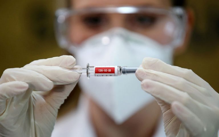 Κίνα: Έναρξη κλινικών δοκιμών για εισπνεόμενο εμβόλιο κατά της Covid-19