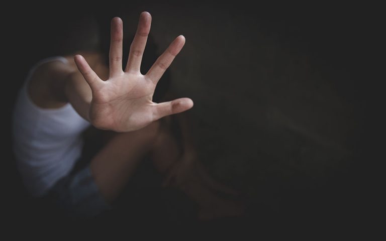 Ανήλικο κορίτσι κατήγγειλε τον θείο της για σεξουαλική κακοποίηση