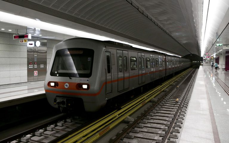 Κλειστοί οι σταθμοί Μετρό «Πανεπιστήμιο» και «Σύνταγμα»