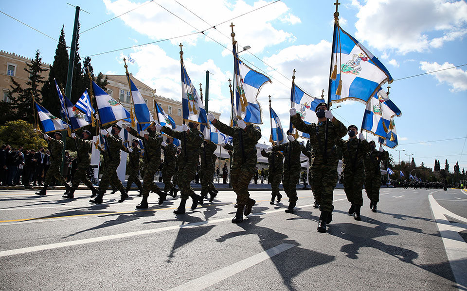 200 χρόνια από την ελληνική επανάσταση: Καρέ – καρέ η ιστορική παρέλαση