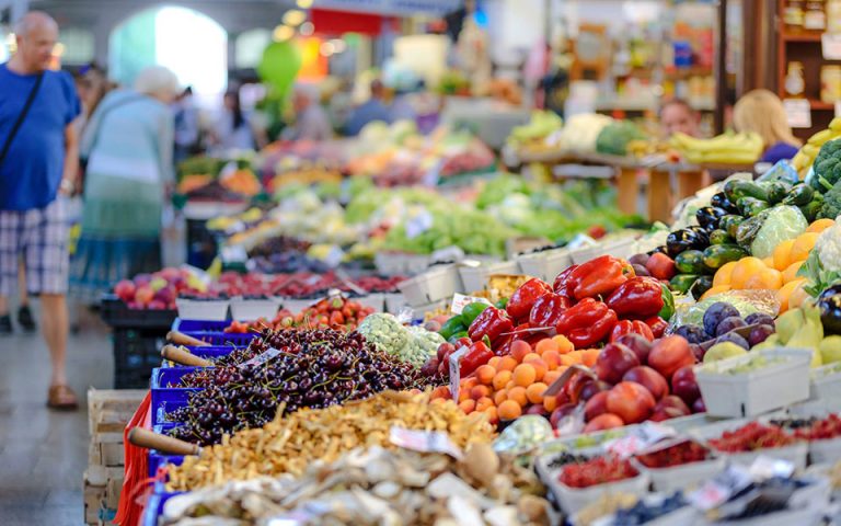 Κύμα αυξήσεων στις τιμές των τροφίμων