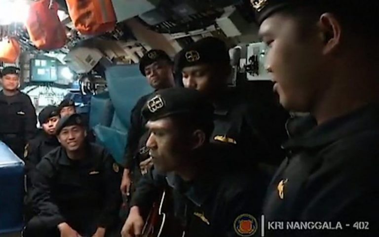 Ινδονησία: Το «προφητικό» τραγούδι από το πλήρωμα του υποβρυχίου – Βίντεο
