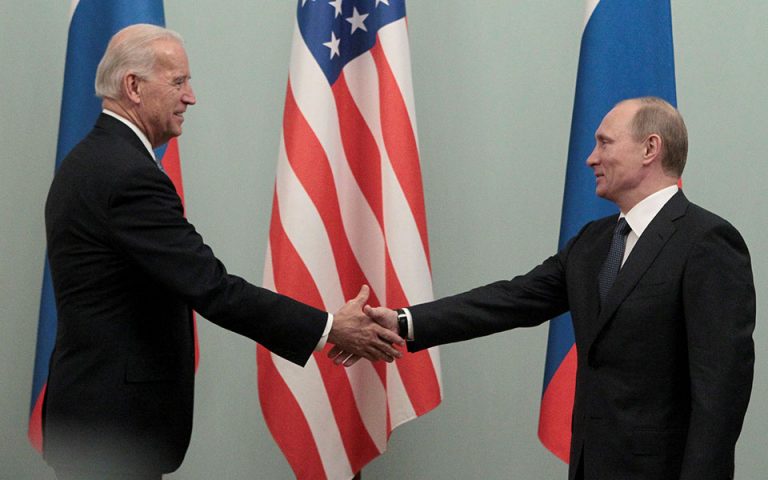 Μπάιντεν προς Πούτιν: Θα υπερασπισθούμε τα συμφέροντα των ΗΠΑ