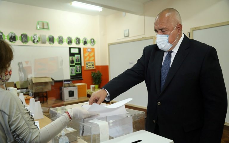 Βουλγαρία: «Πρωτιά» για τον Μπορίσοφ δείχνουν τα exit polls