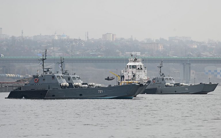 Μαύρη Θάλασσα: Aσκήσεις του ρωσικού στόλου ενόψει του κατάπλου αμερικανικών πολεμικών
