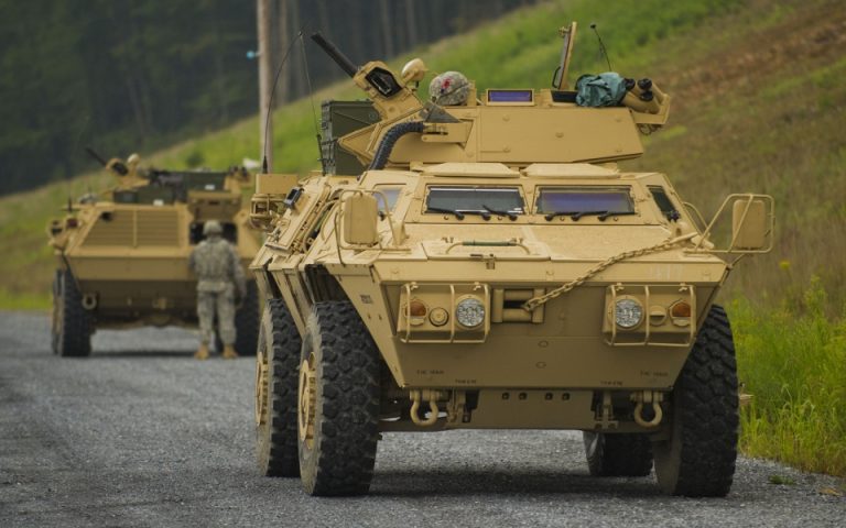 Στρατός: Σε εξέλιξη οι διαδικασίες για την προμήθεια 1.200 θωρακισμένων οχημάτων Μ-1117