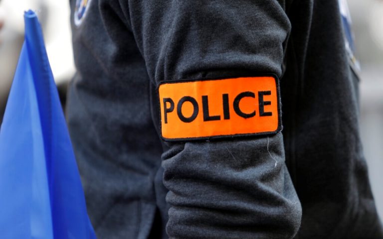 Γαλλία: «Δεν αμφισβητείται» η ριζοσπαστικοποίηση του υπόπτου για τη δολοφονία αστυνομικού