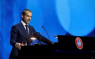 O πρόεδρος της UEFA, Αλεξάντερ Τσέφεριν, ήταν ο μεγάλος νικητής στη μάχη κατά της Ευρωπαϊκής Σούπερ Λίγκας (φωτ. Reuters).