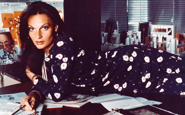 Diane von Furstenberg: H θρυλική σχεδιάστρια μιλάει αποκλειστικά στη Vogue Μαΐου