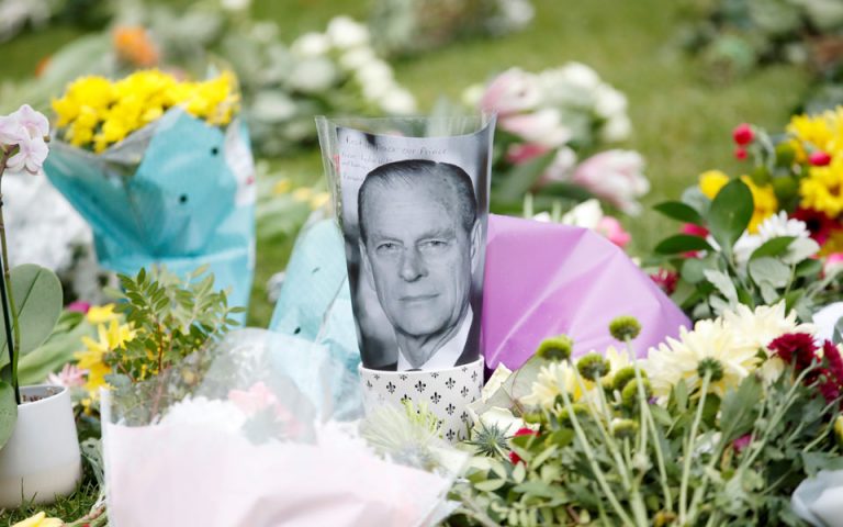Πρίγκιπας Φίλιππος: Στις 17 Απριλίου η κηδεία, σχεδιάζει να παραστεί ο Χάρι
