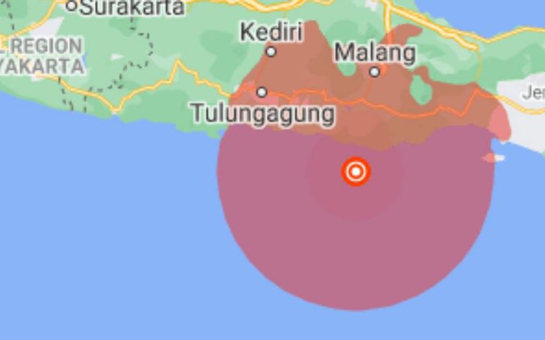Ινδονησία: Σεισμός 5,9 Ρίχτερ στην Ανατολική Ιάβα