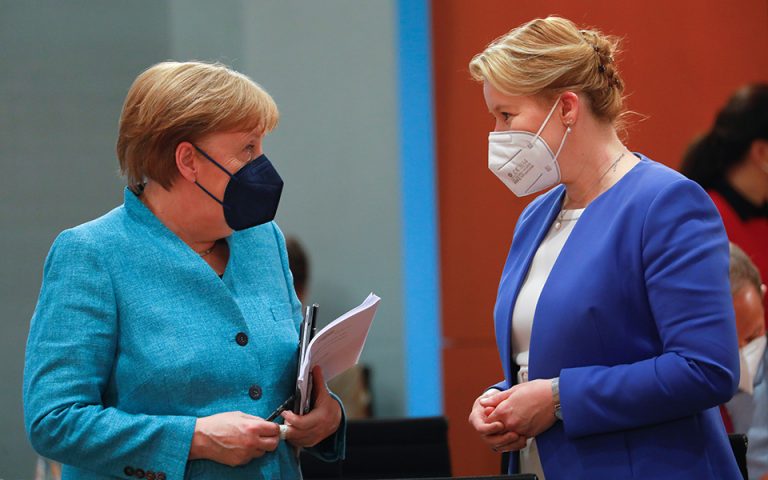 Παραιτήθηκε υπουργός της Γερμανίας λόγω «προβλημάτων» με το διδακτορικό της