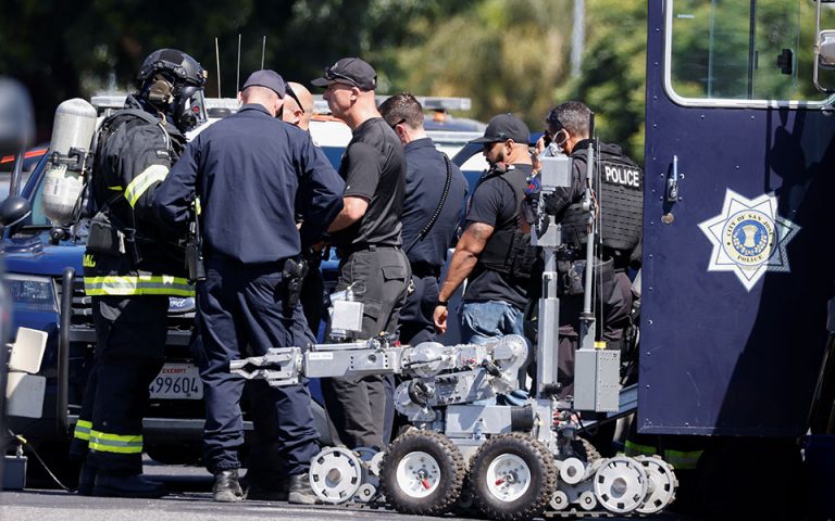 Καλιφόρνια: Τουλάχιστον οκτώ νεκροί από την ένοπλη επίθεση