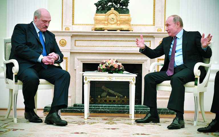Πονοκέφαλος για Πούτιν ο Λουκασένκο