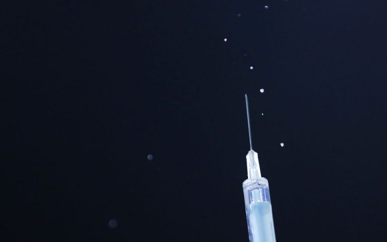 ΗΠΑ: Στέλνουν 20 εκατ. επιπλέον δόσεις εμβολίων σε άλλες χώρες