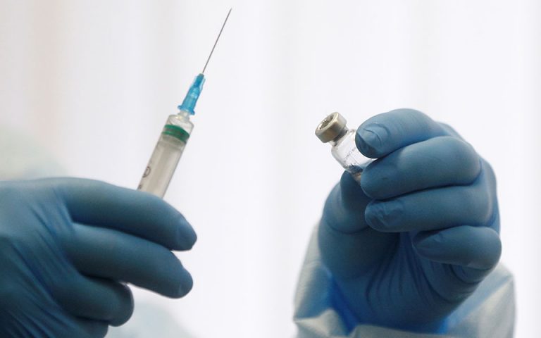 Κορωνοϊός: Το Ναουρού κέρδισε το «παγκόσμιο ρεκόρ» εμβολιασμού