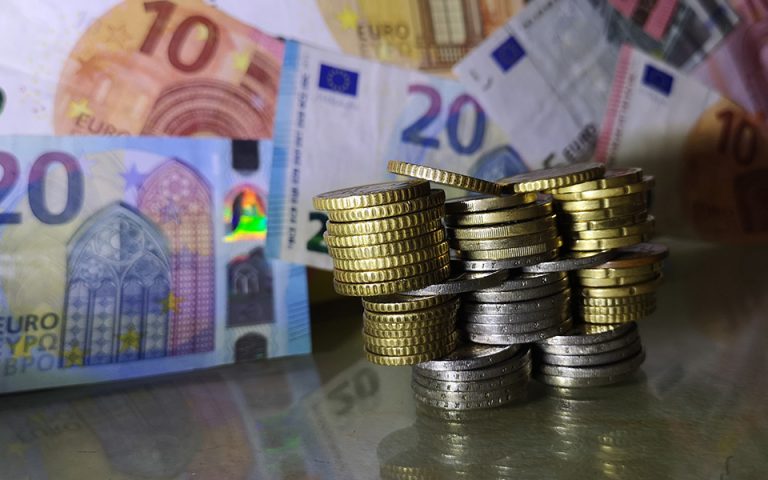 Νέο 5ετές ομολόγο: Ξεπέρασαν τα 20 δισ. ευρώ οι προσφορές