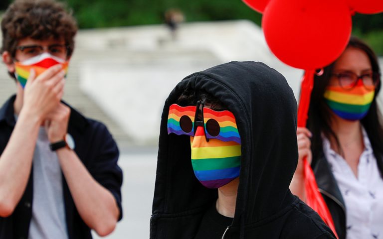 Η Ουγγαρία απαγορεύει την έκθεση ανηλίκων σε «ΛΟΑΤΚΙ περιεχόμενο»