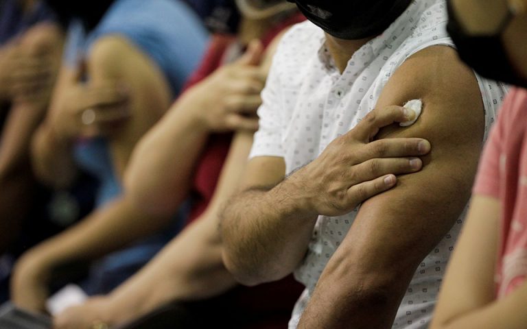 Το βραζιλιάνικο πείραμα: Πώς ο εμβολιασμός εξαφάνισε τους θανάτους